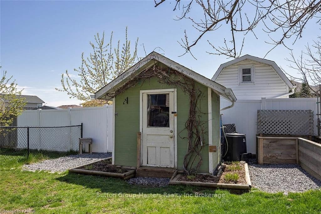 120 SIMURDA Court photo 39