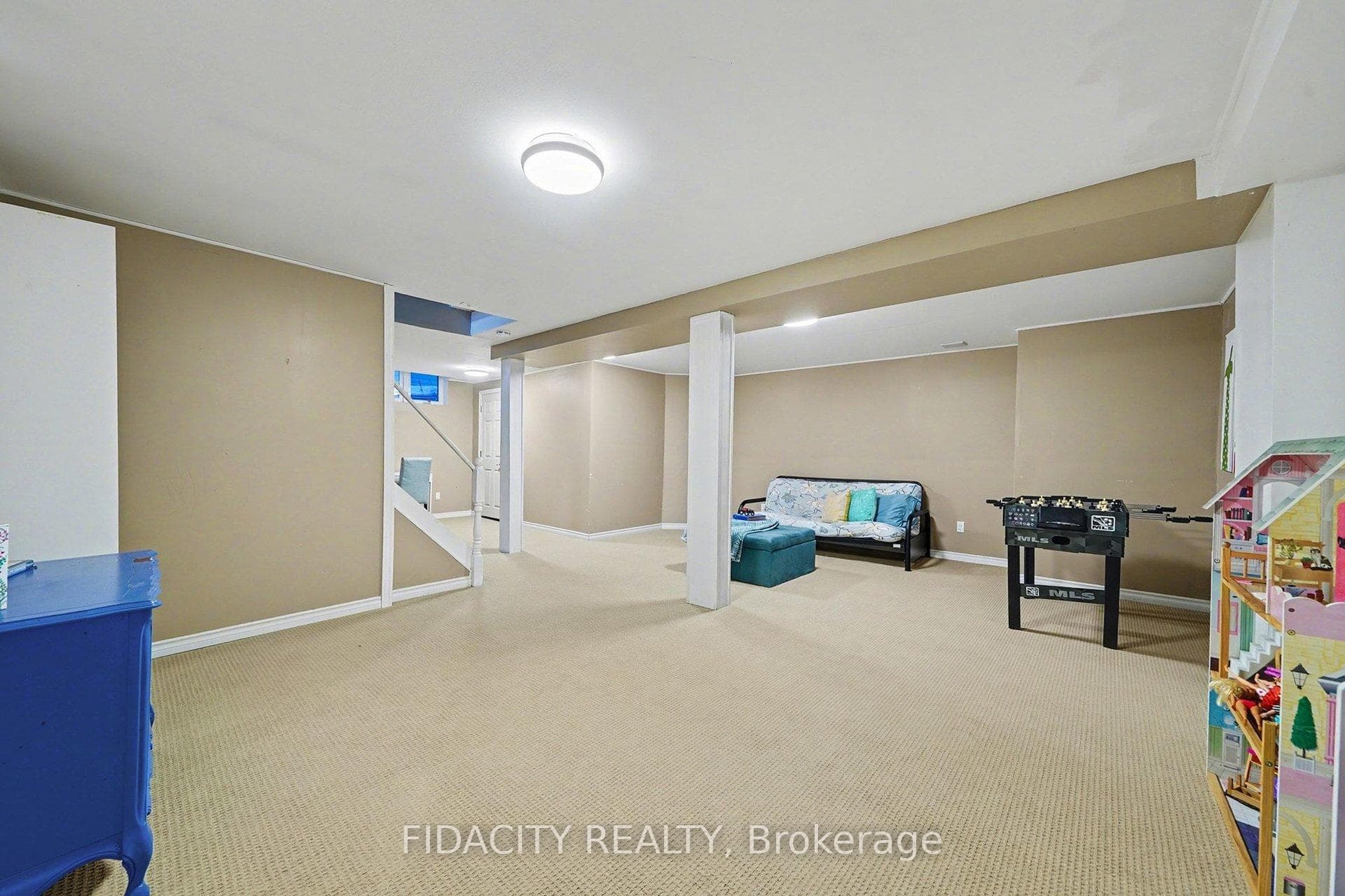 15 Halley Street photo 28