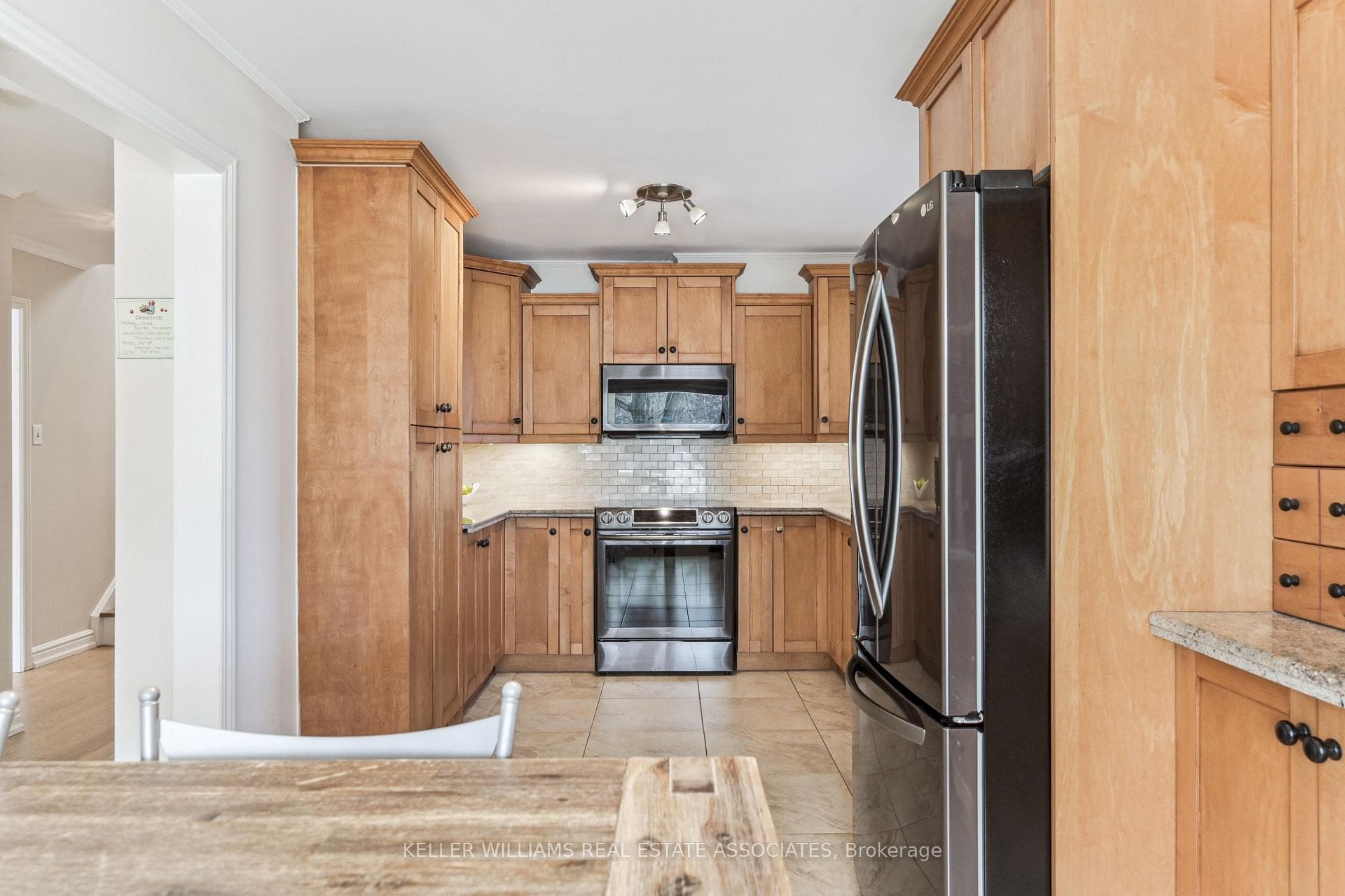 39 Erin Heights Drive photo 13