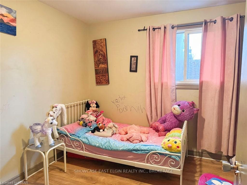 27 PARKVIEW Heights photo 8