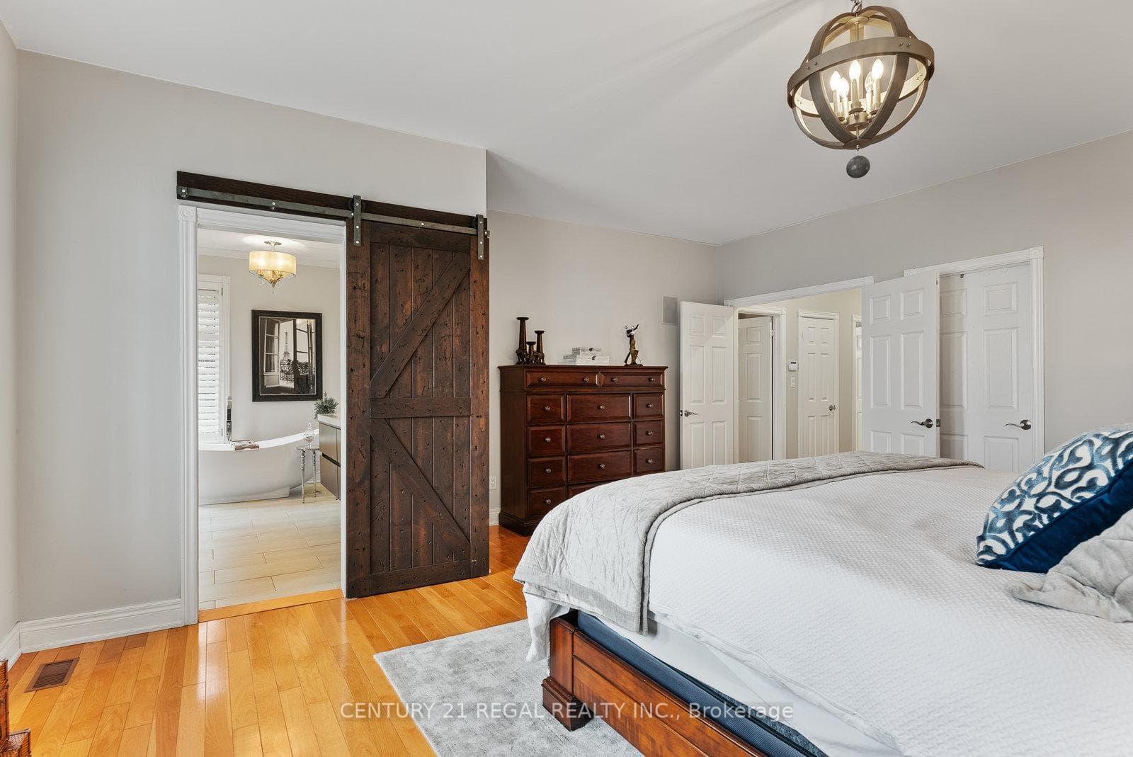 14586 Kennedy Road photo 17