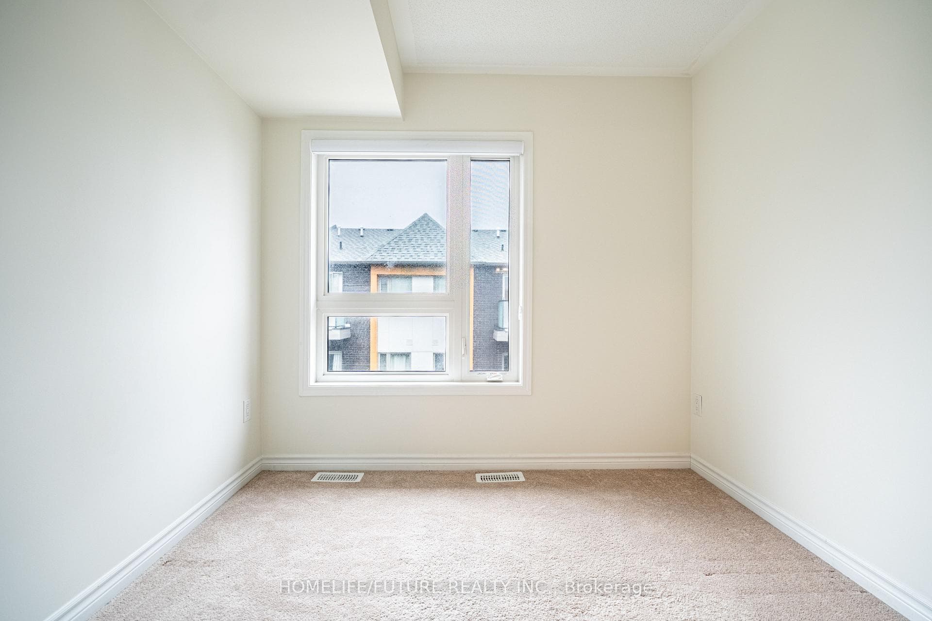 2791 Eglinton Avenue Unit 535 photo 15