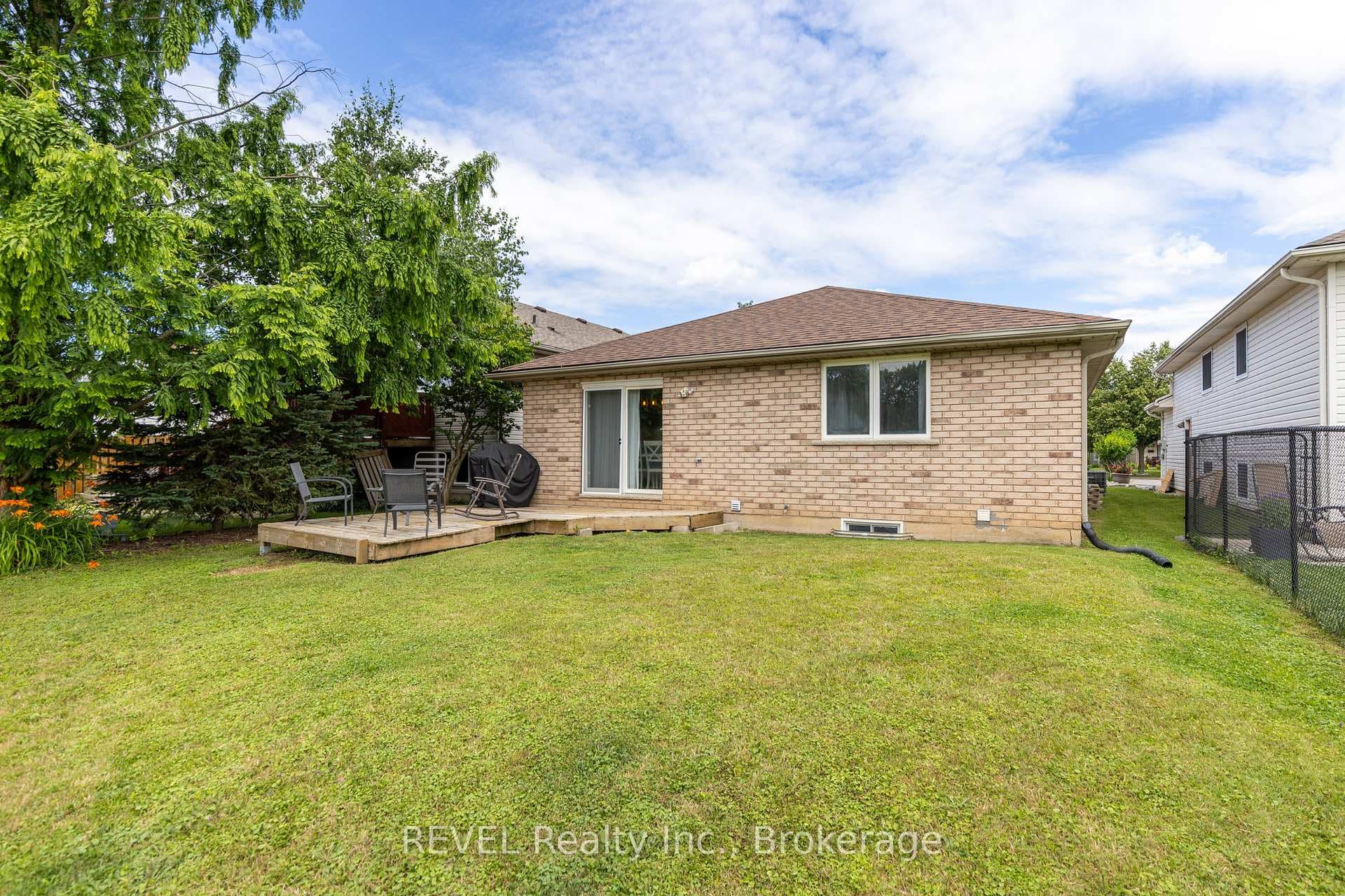 65 Talbot Avenue photo 23
