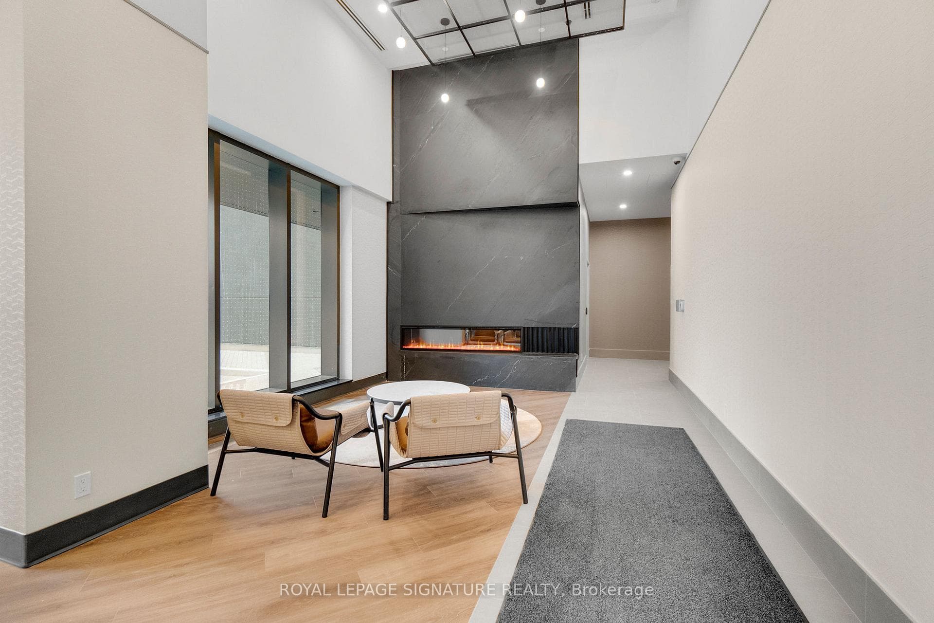 1007 The Queensway N/A Unit 722 photo 8