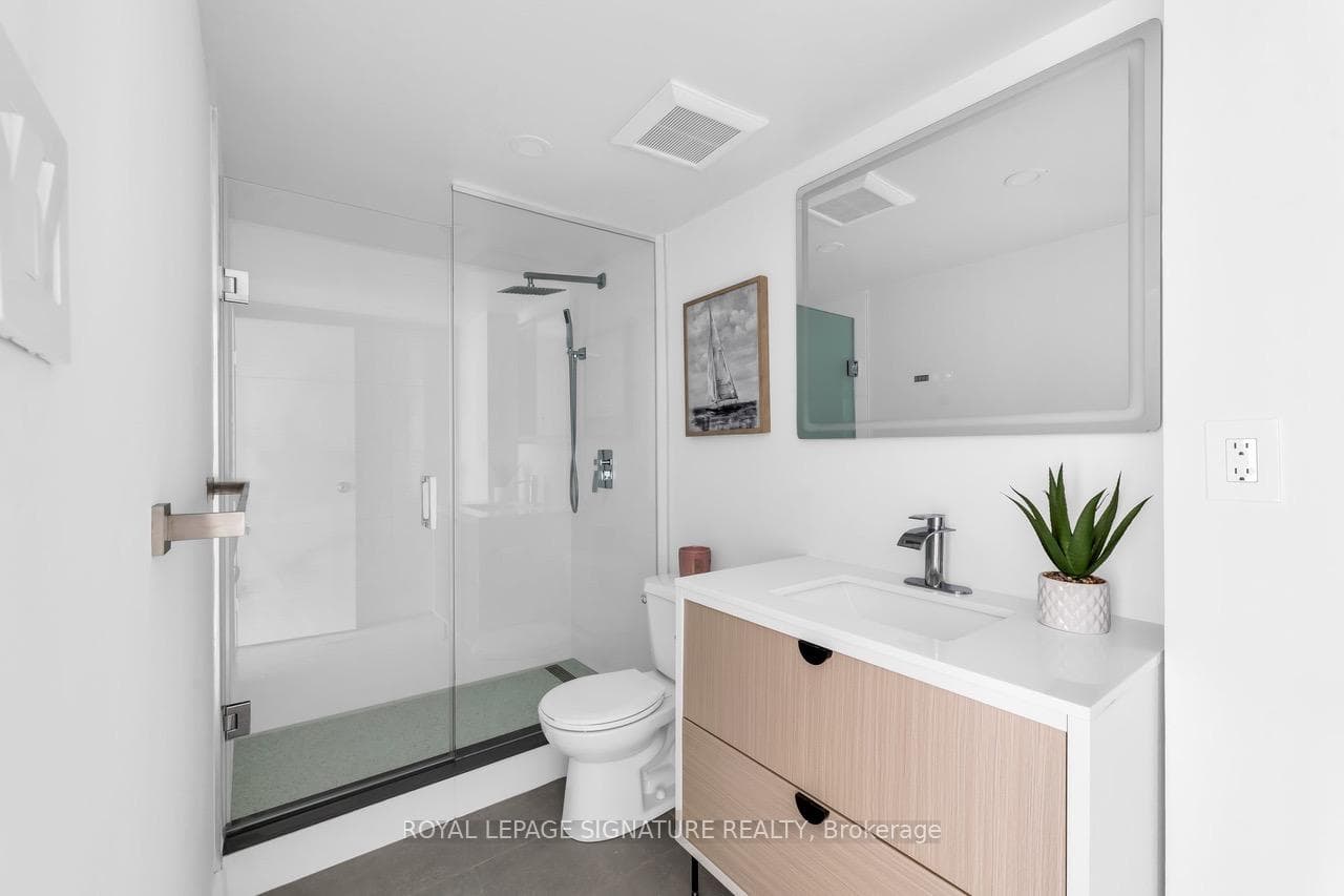 75 Emmett Avenue Unit 211 photo 21