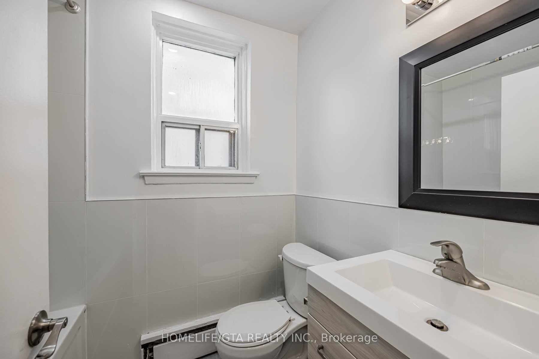 2255 Kipling Avenue Unit 1 photo 23