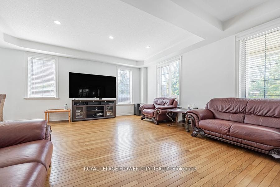 73 Hollywood Hill Circle photo 8
