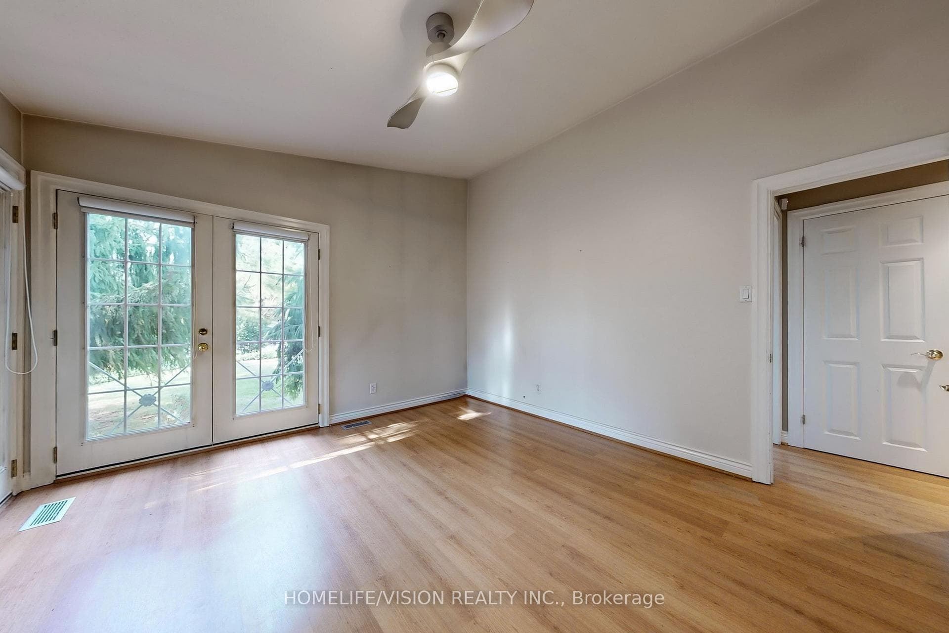 135 Patricia Drive photo 10