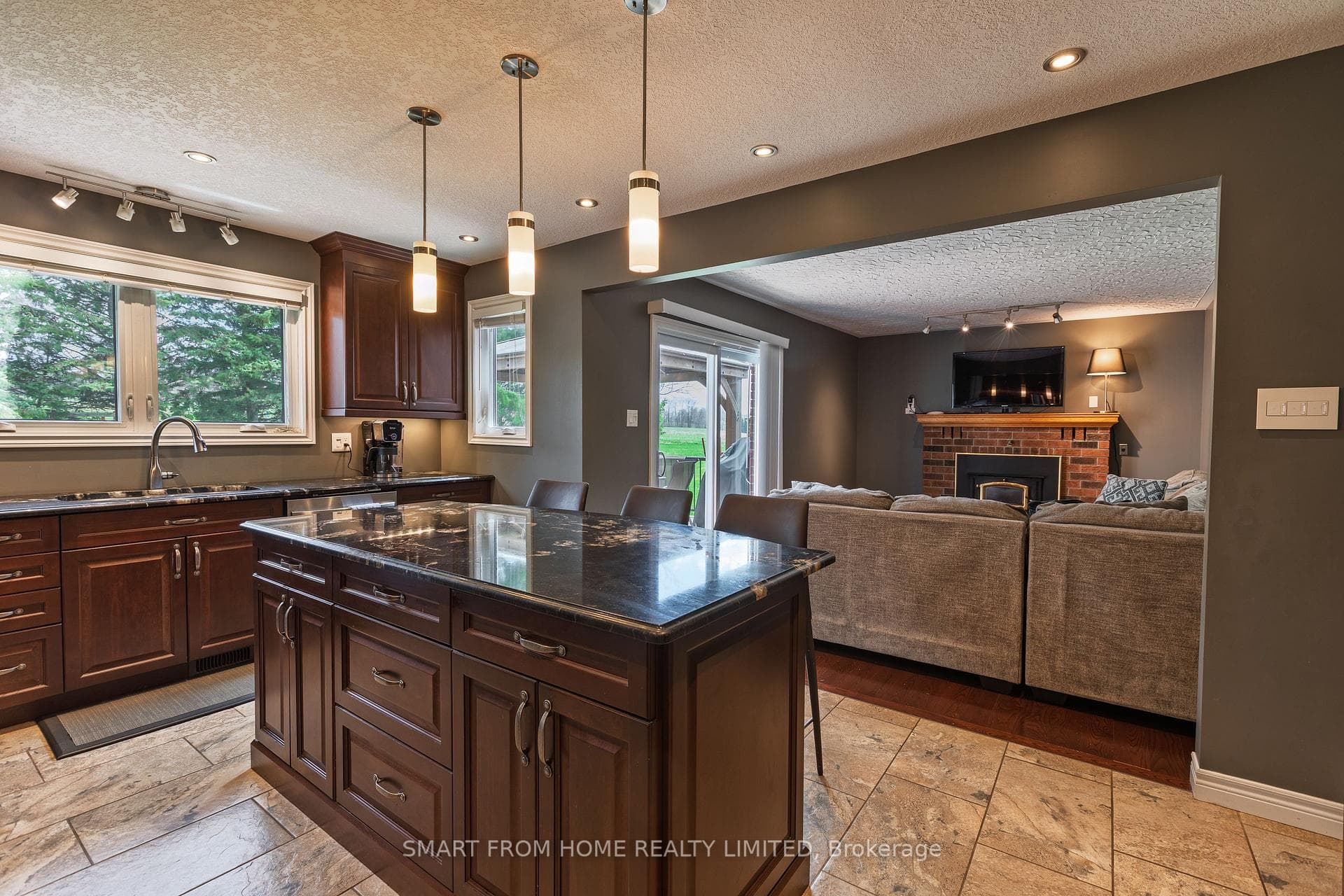 1445 Mannheim Road photo 14