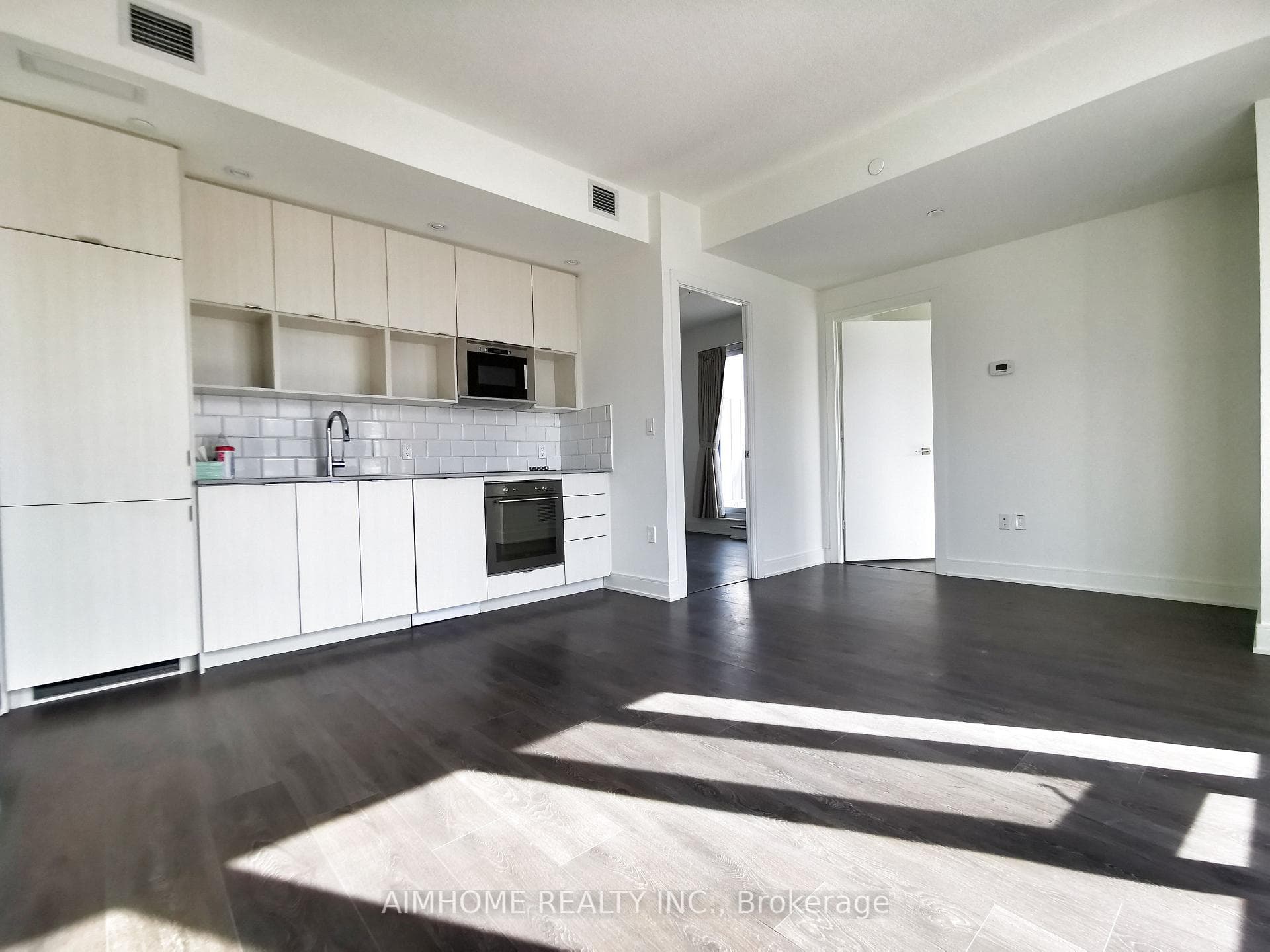 89 Mcgill Street Unit 1311 photo 8