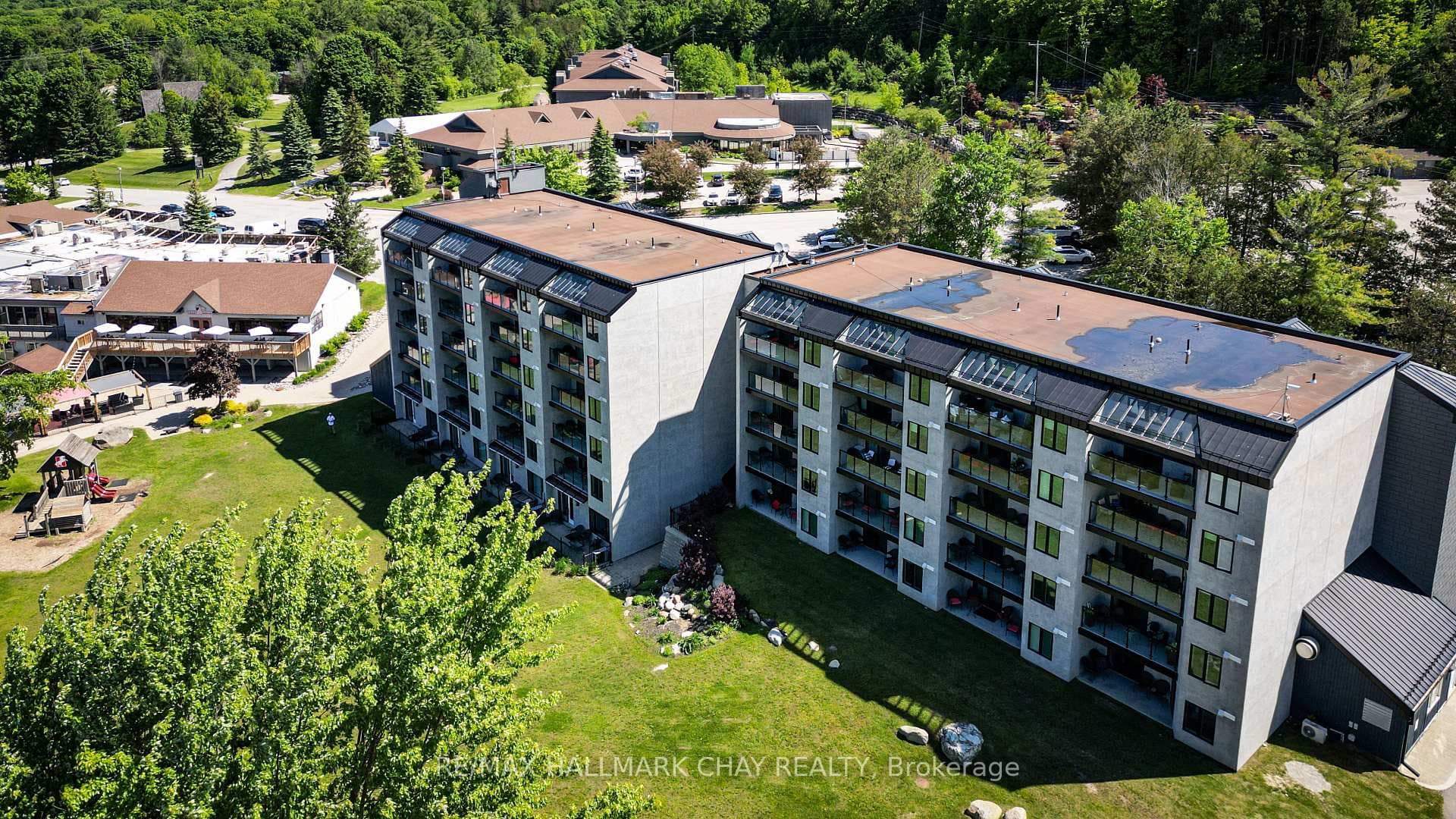 80 HORSESHOE Boulevard Unit 305 photo 6