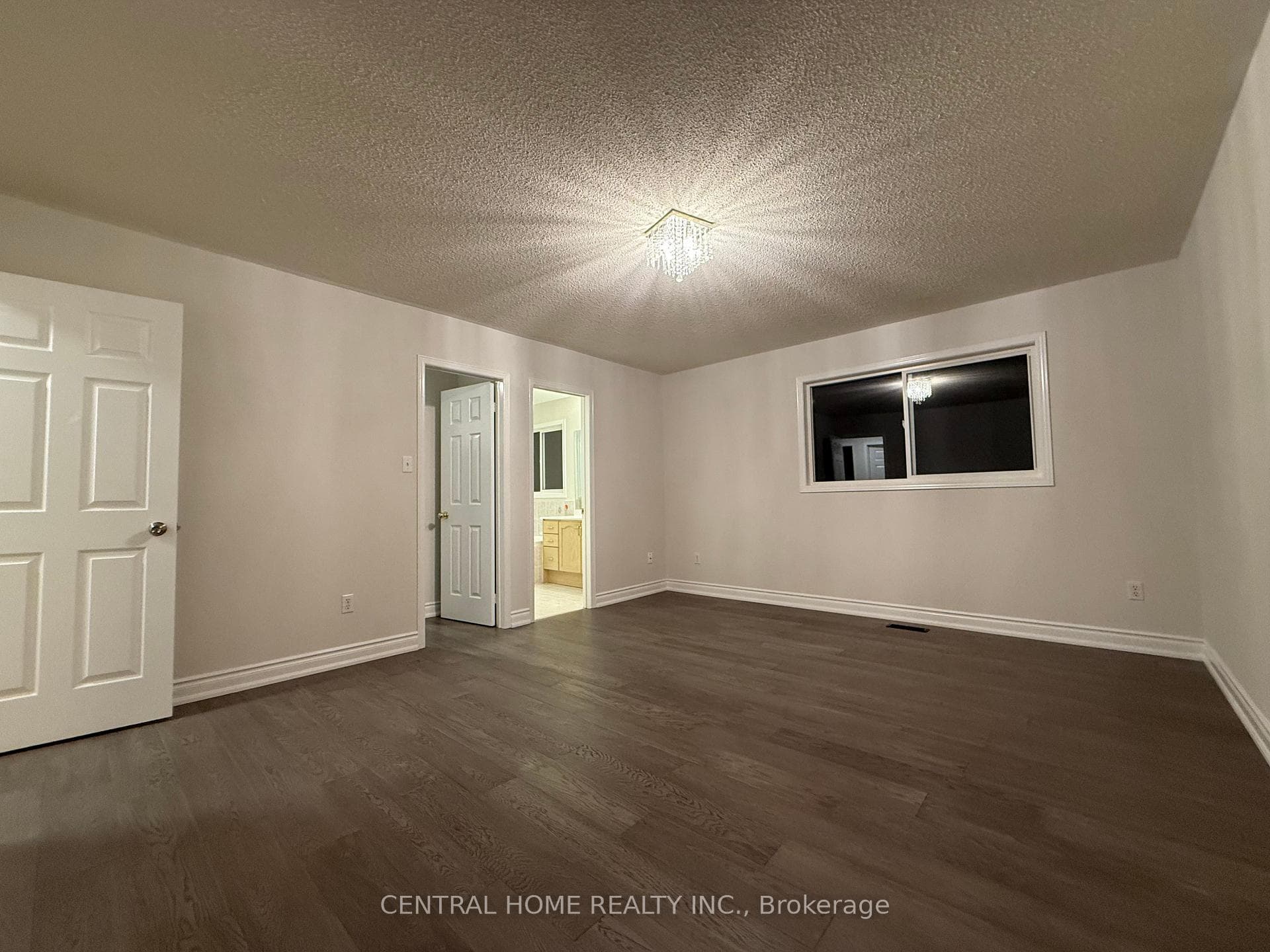81 Bassett Avenue photo 14