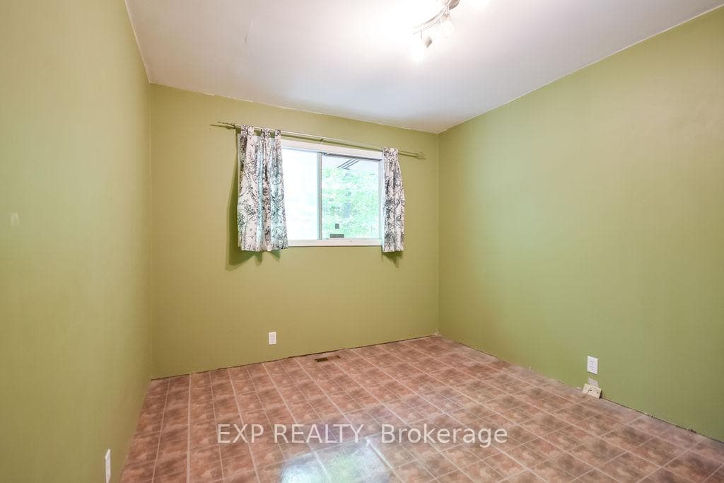 915 Vindin Street photo 15