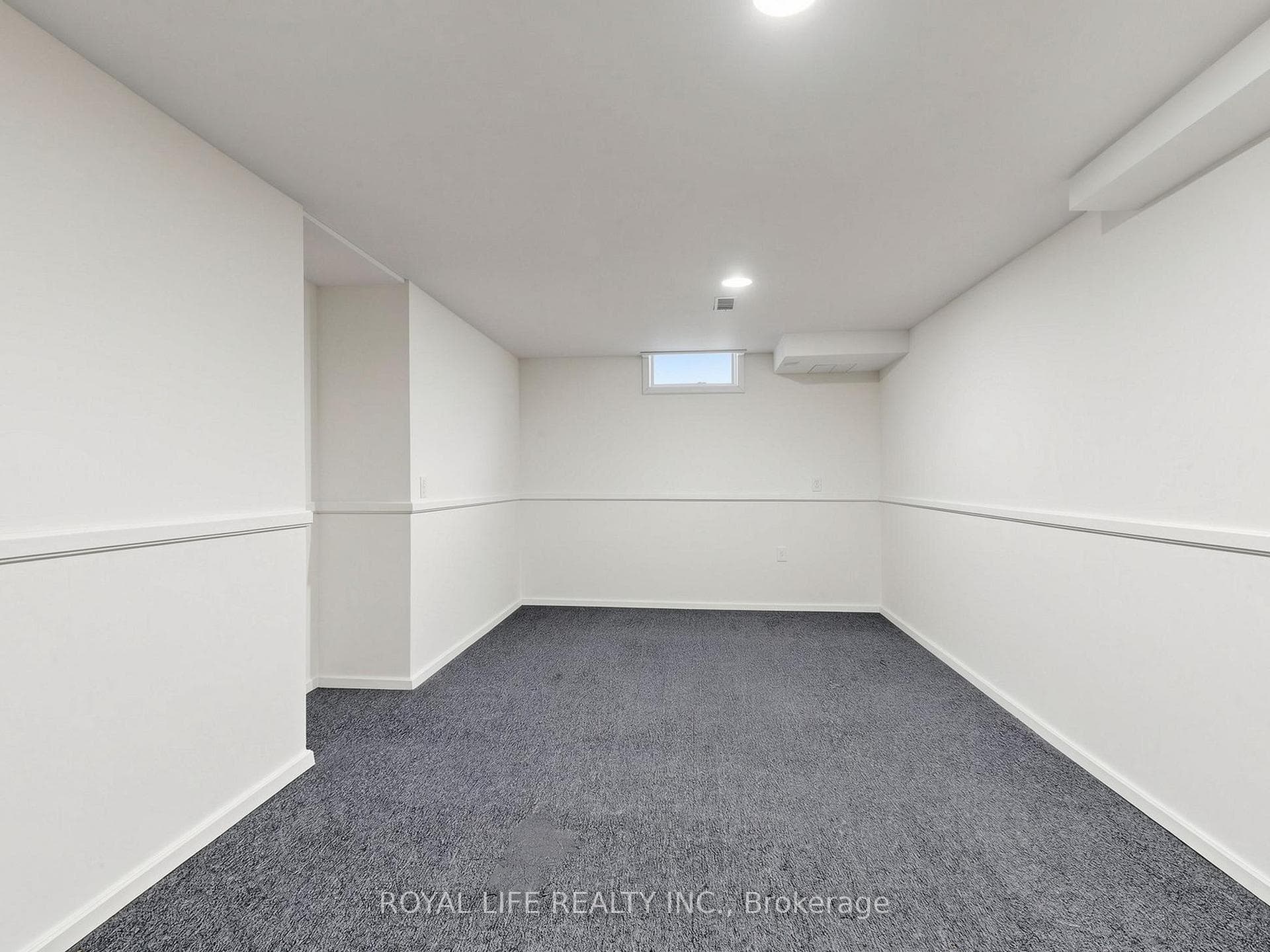 985 Linden Street photo 40