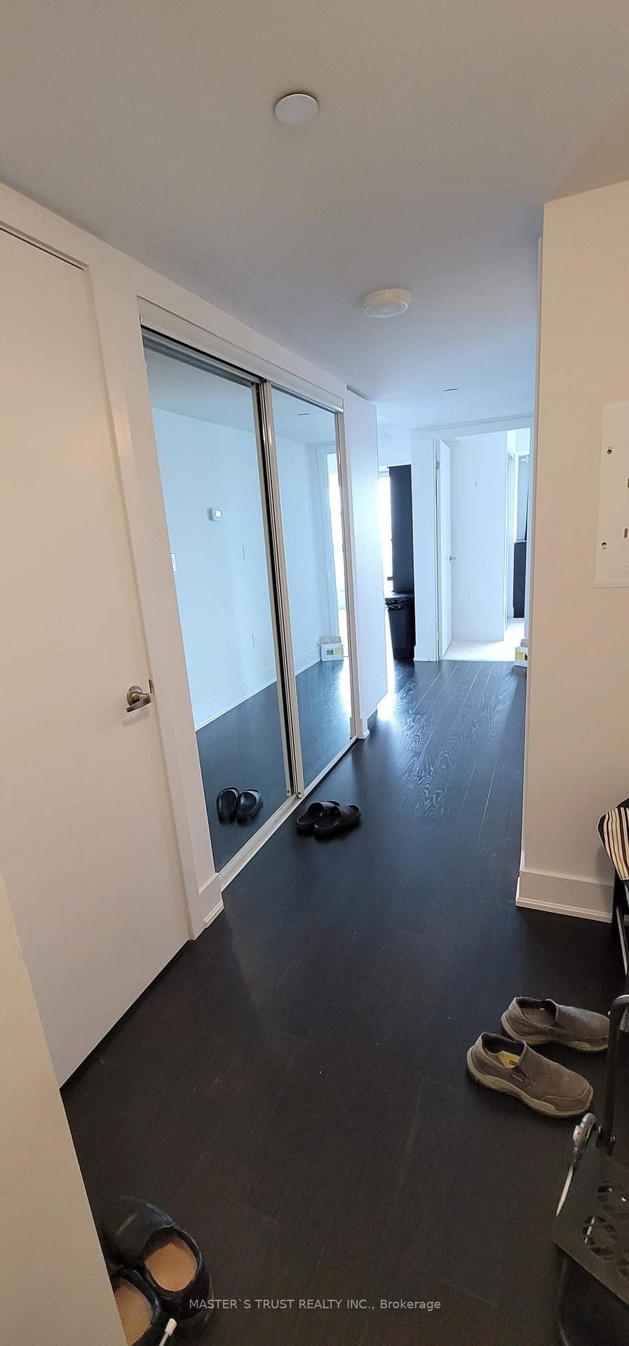 955 Bay Street Unit 2407 photo 9