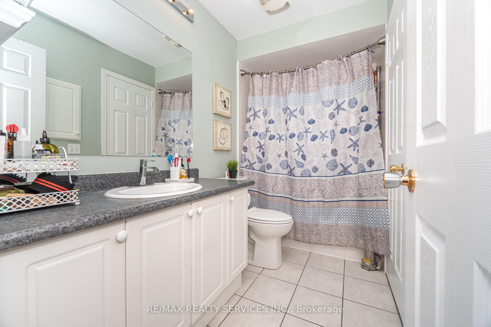 271 Richvale Drive Unit 38 photo 23