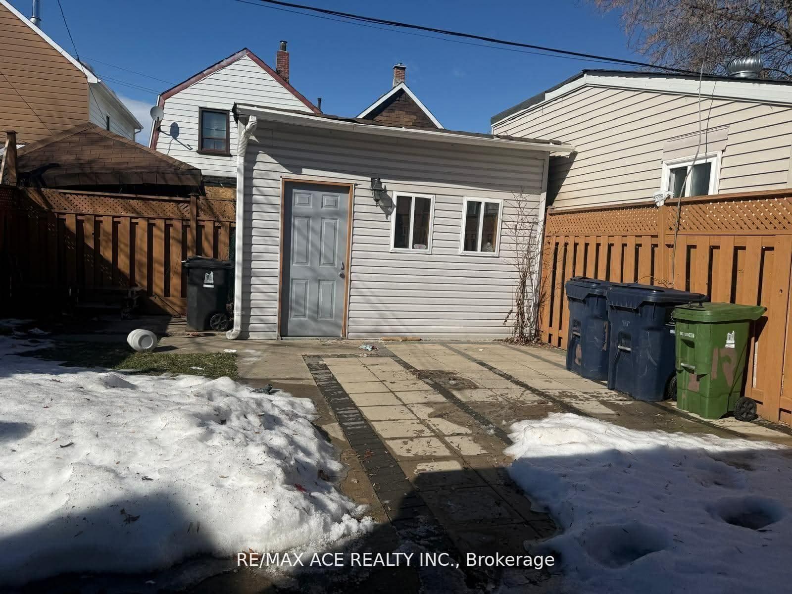 12 Mahoney Avenue photo 18