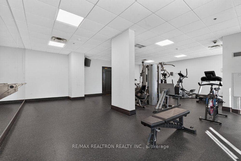 3 Ellesmere Street Unit 326 photo 45