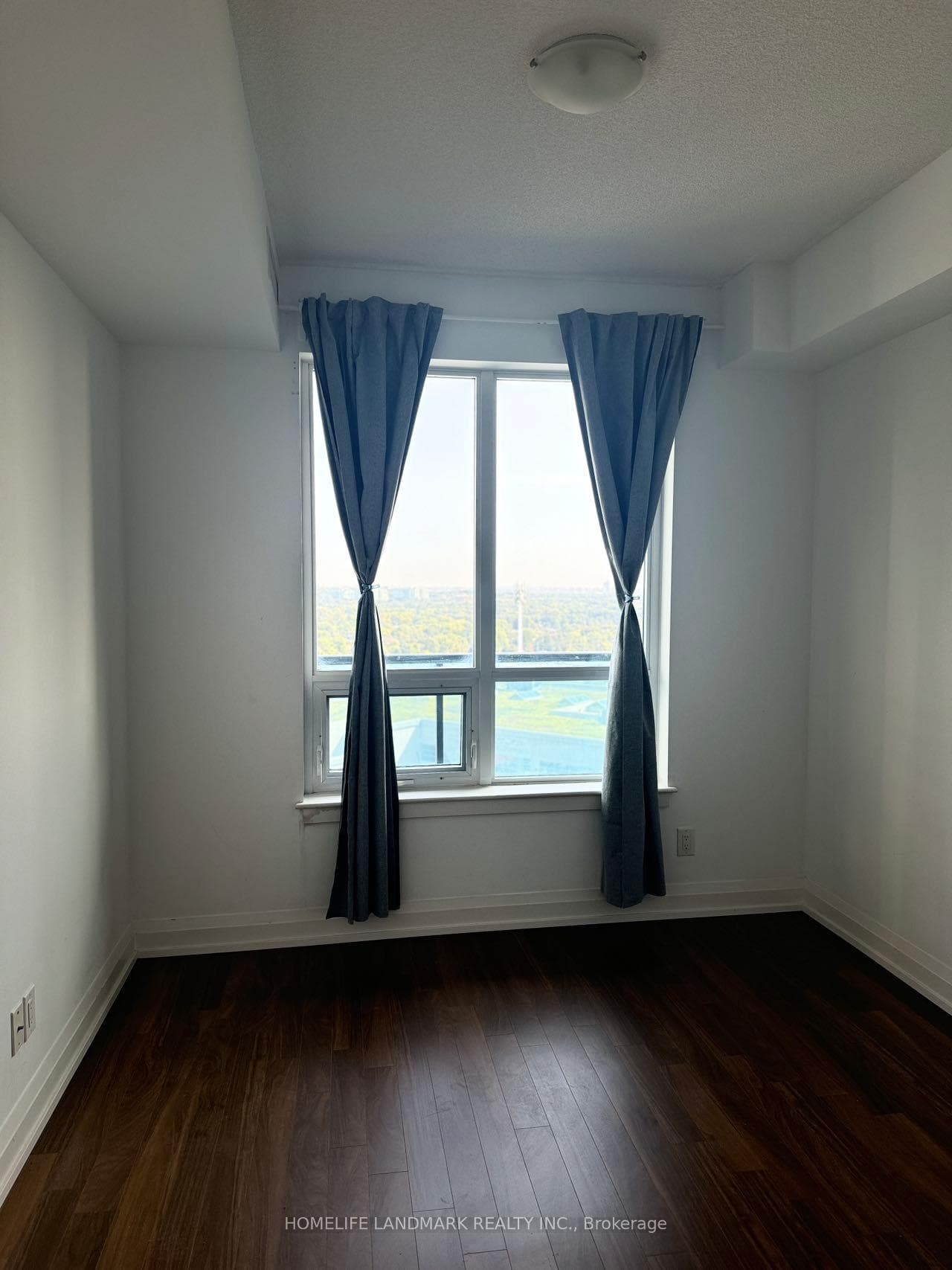 7171 Yonge Street Unit 805 photo 7