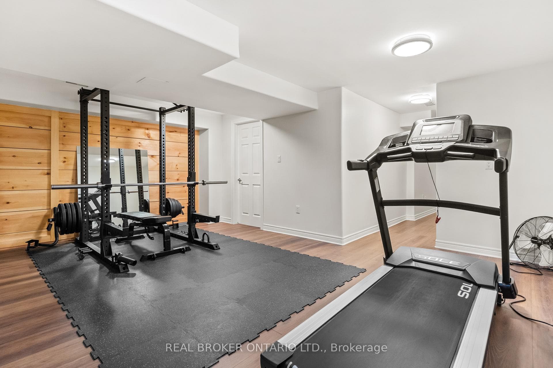 138 Edenrock Drive photo 25