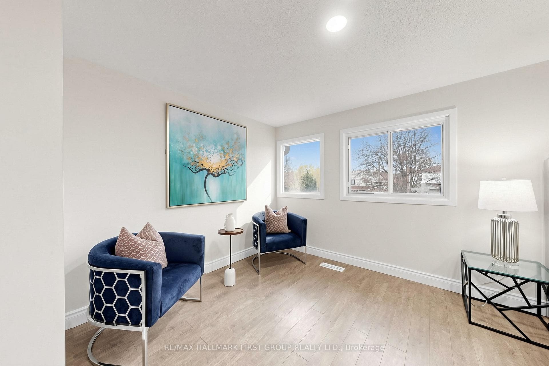 67 Buckhurst Crescent photo 23