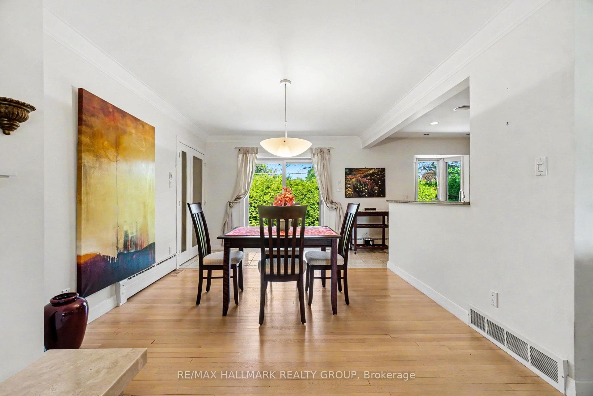 Dining Rm