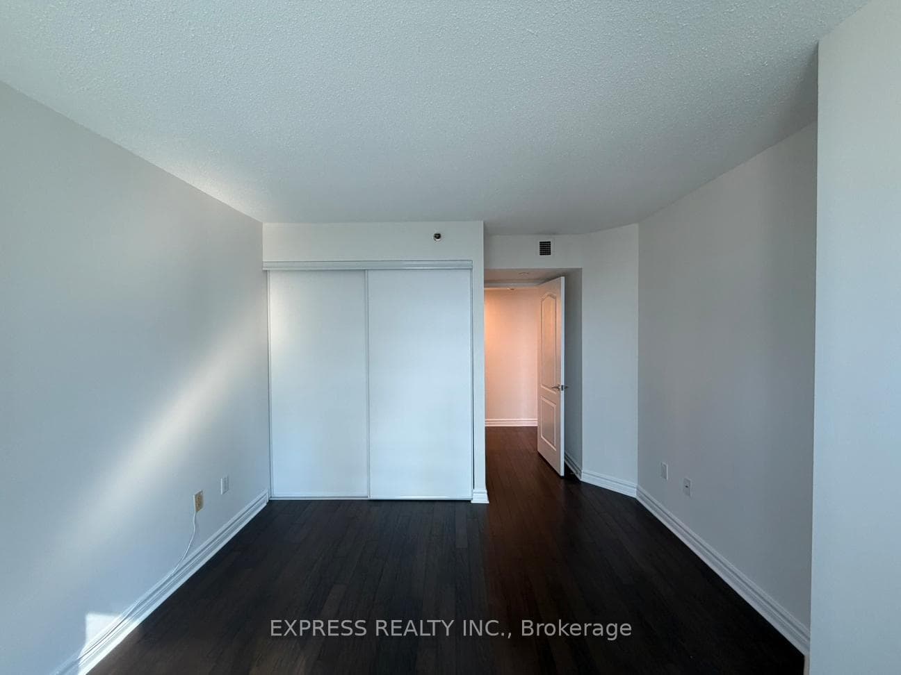 38 Elm Street Unit 2503 photo 9