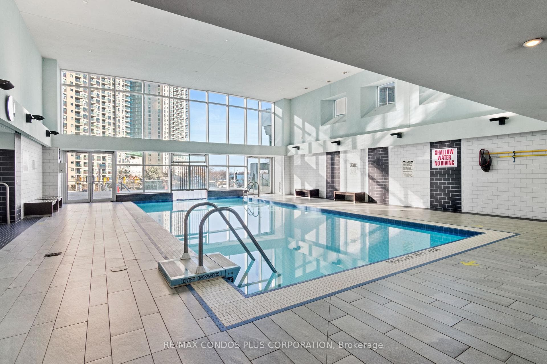 8 York Street Unit 2701 photo 22