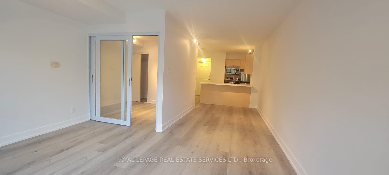 15 Maplewood Avenue Unit 208 photo 20