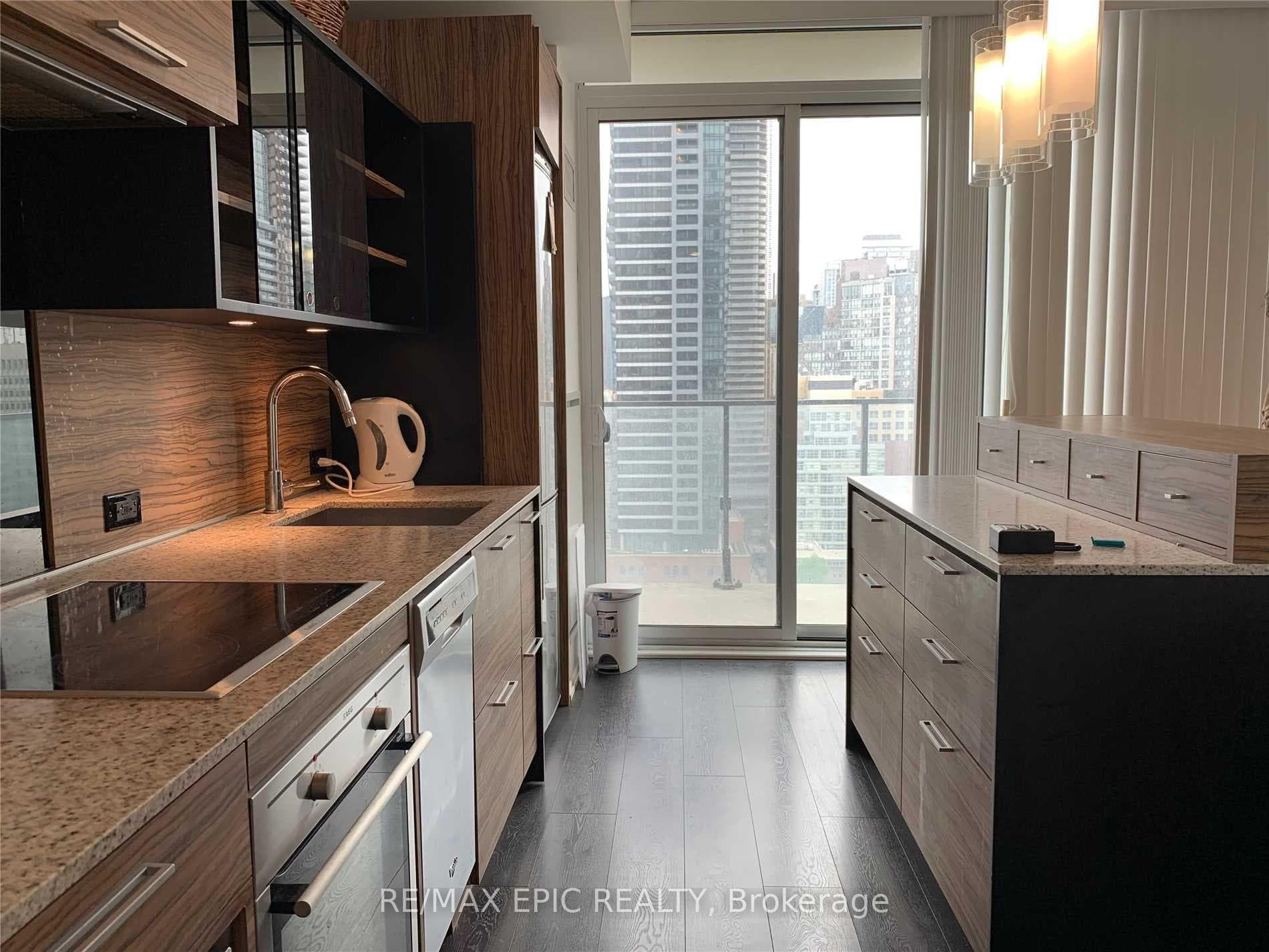 75 St Nicholas Street Unit 1703 photo 8