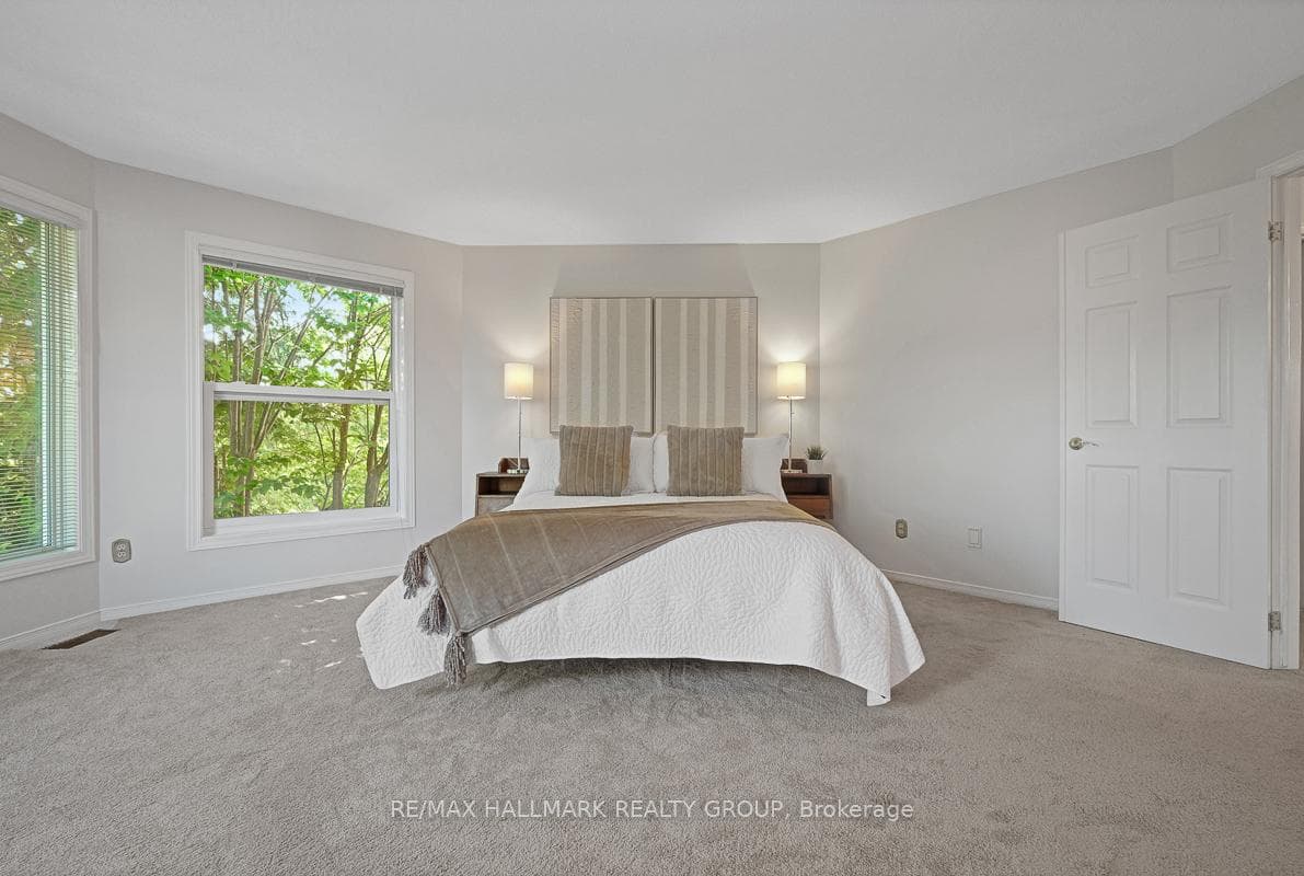 126 Dossetter Way photo 26