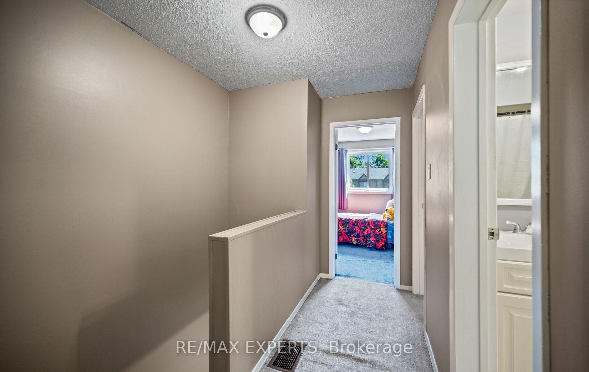161 Moregate Crescent Unit 15 photo 21