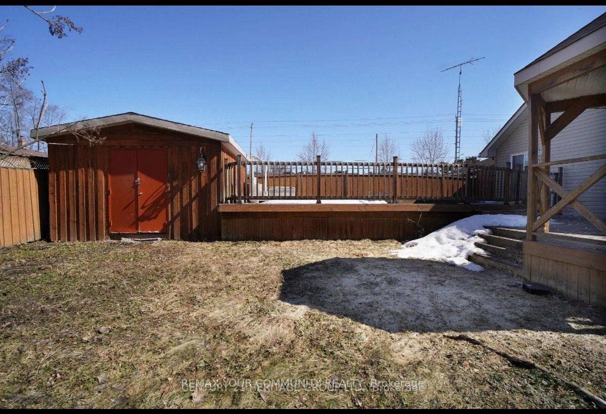 236 Simcoe Avenue photo 46