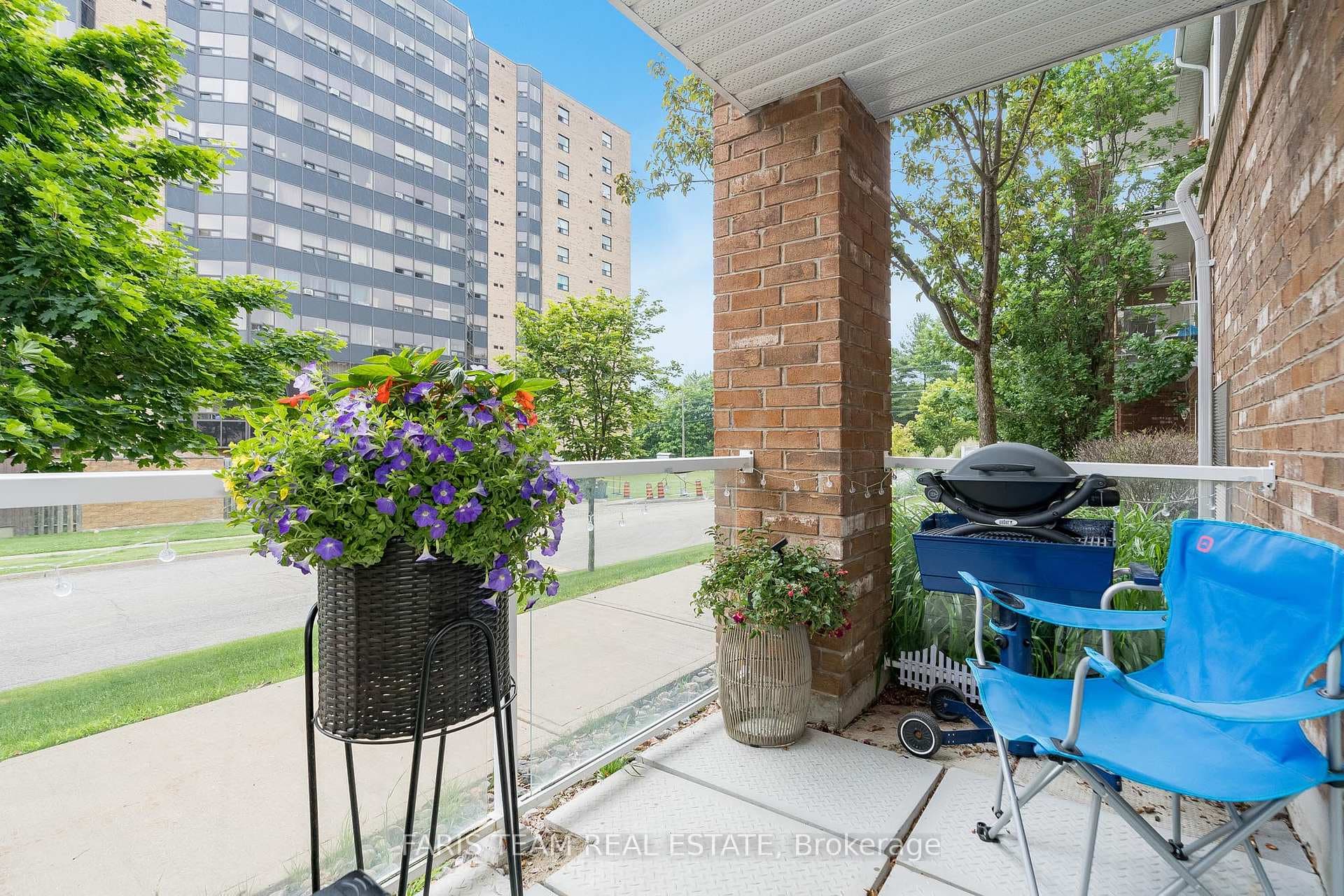 43 Coulter Street Unit 4 photo 17
