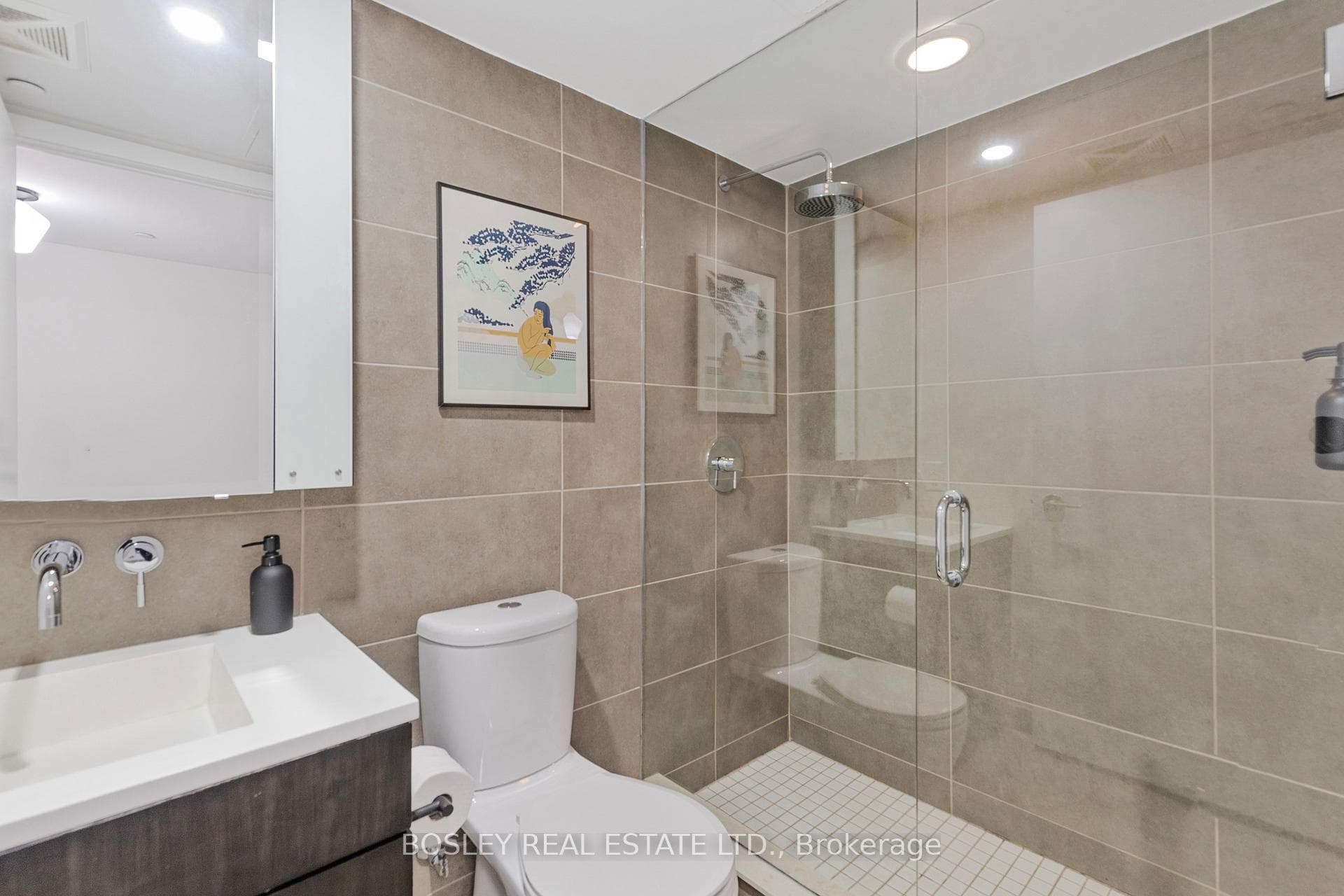 508 Wellington Street Unit 307 photo 15