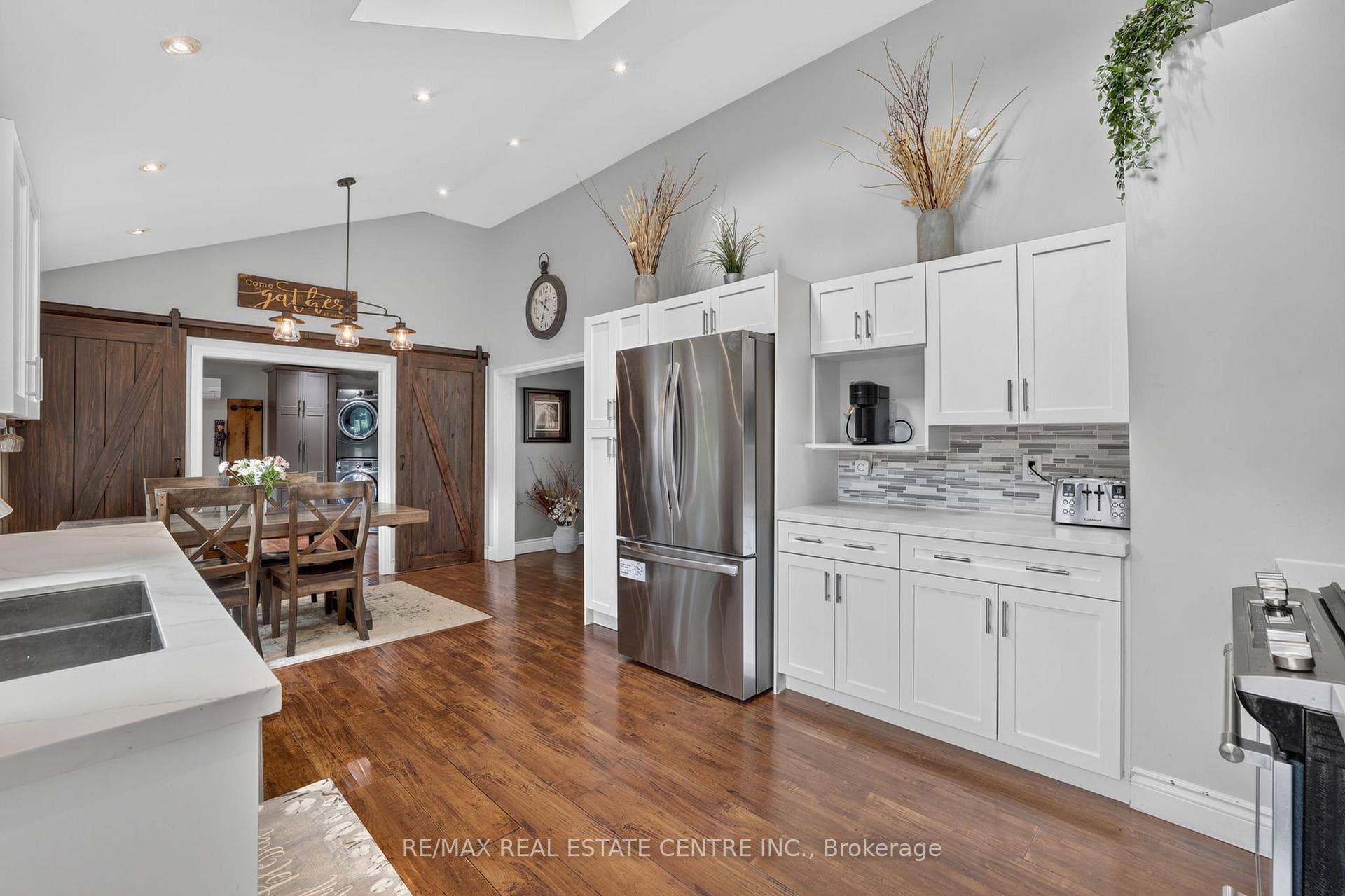 12429 Wolseley Street photo 13