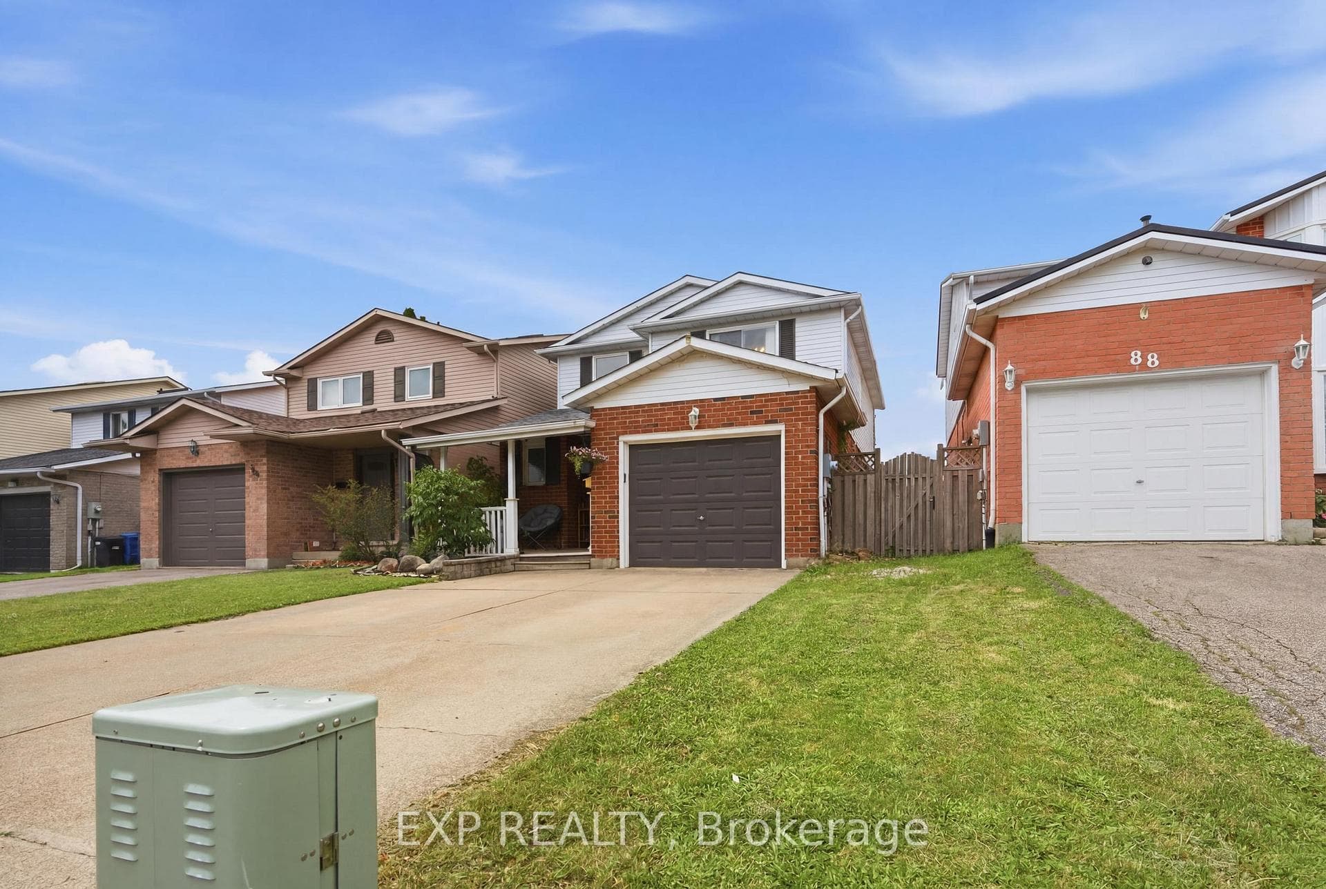 86 Baxter Crescent photo 6