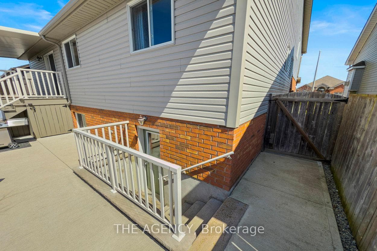 21 Lindan Street photo 41