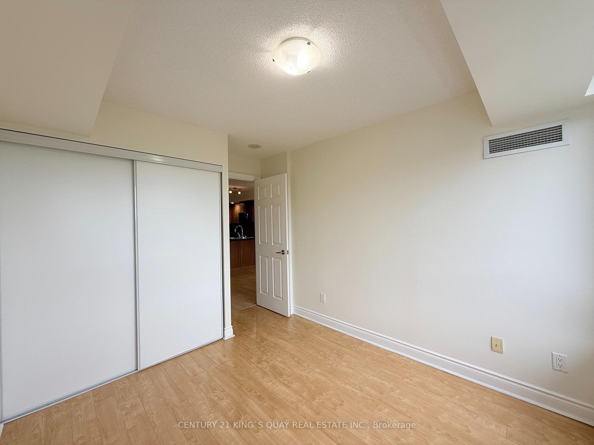 23 Cox Boulevard Unit 1051 photo 14