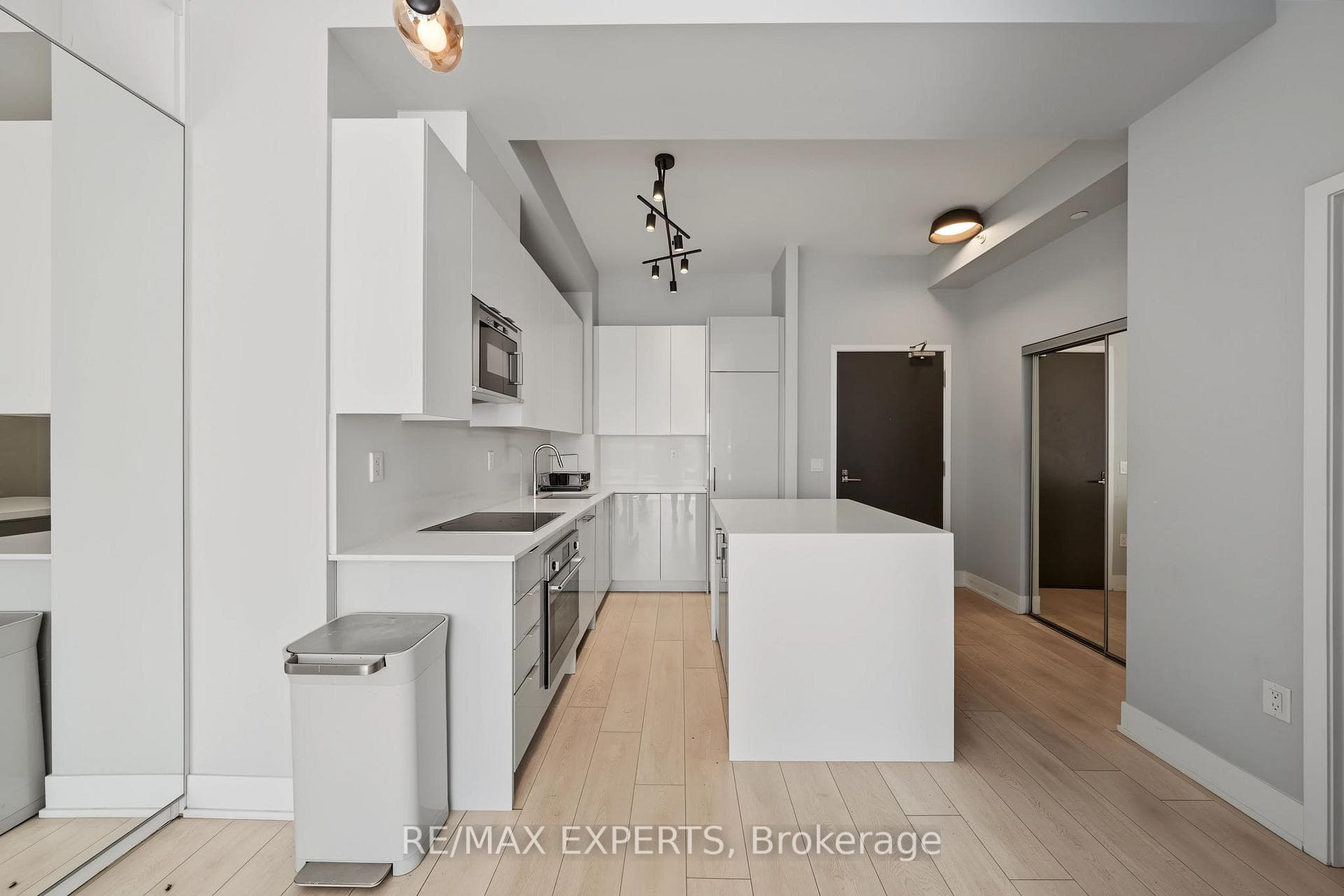 2916 Highway 7 N/A Unit 201 photo 6