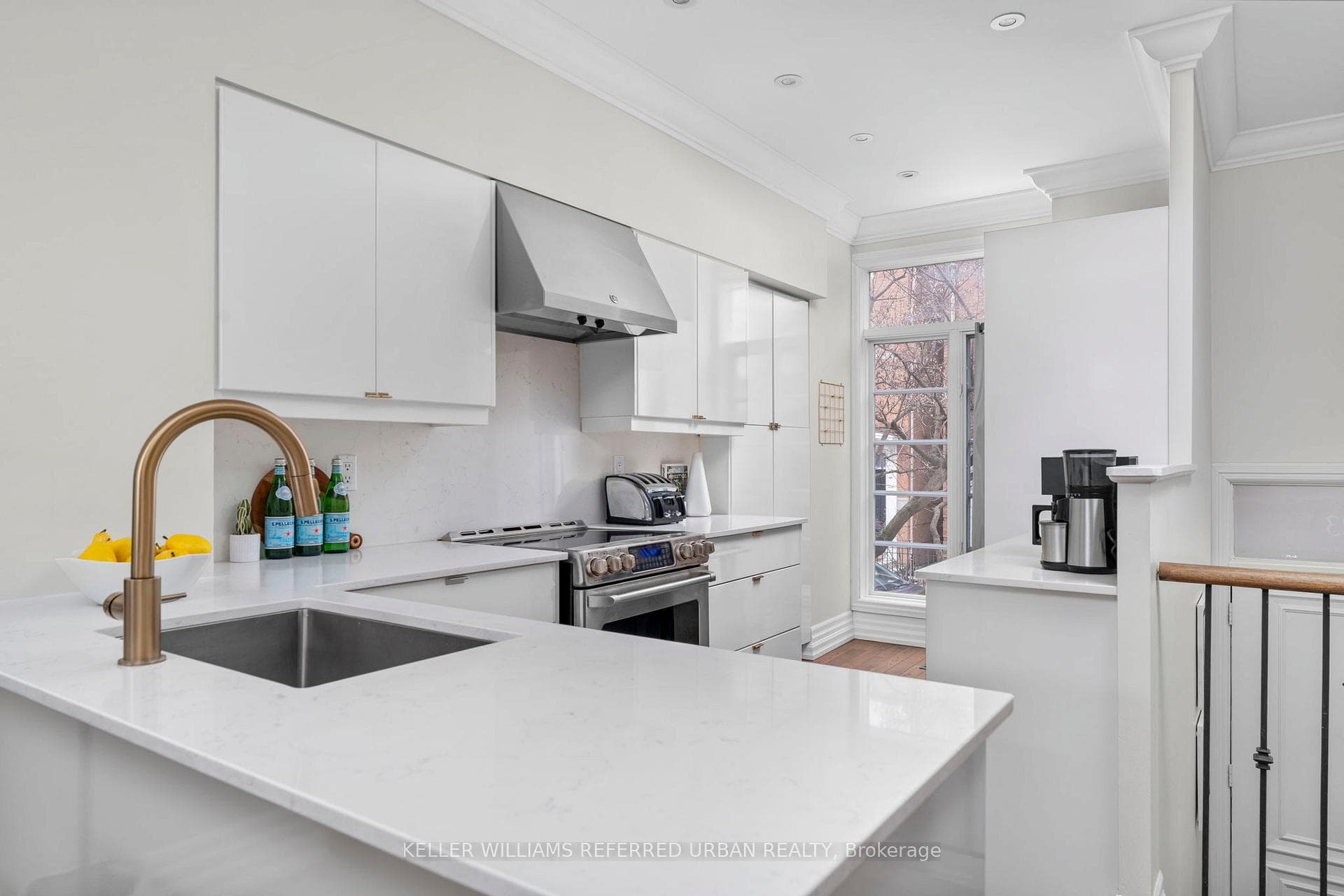 23 East York Avenue photo 7