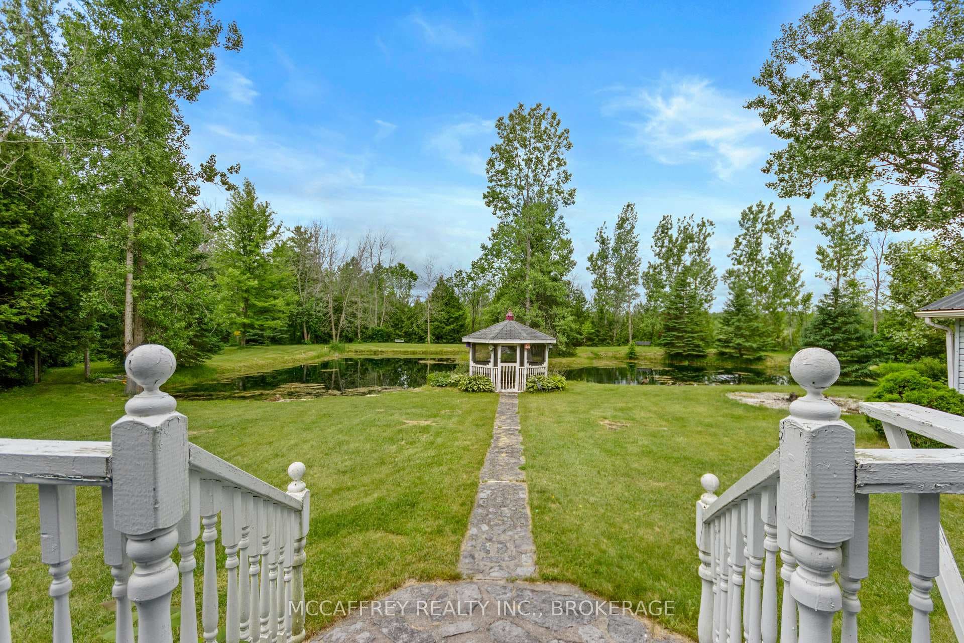 535 BEECHWOOD Road photo 10