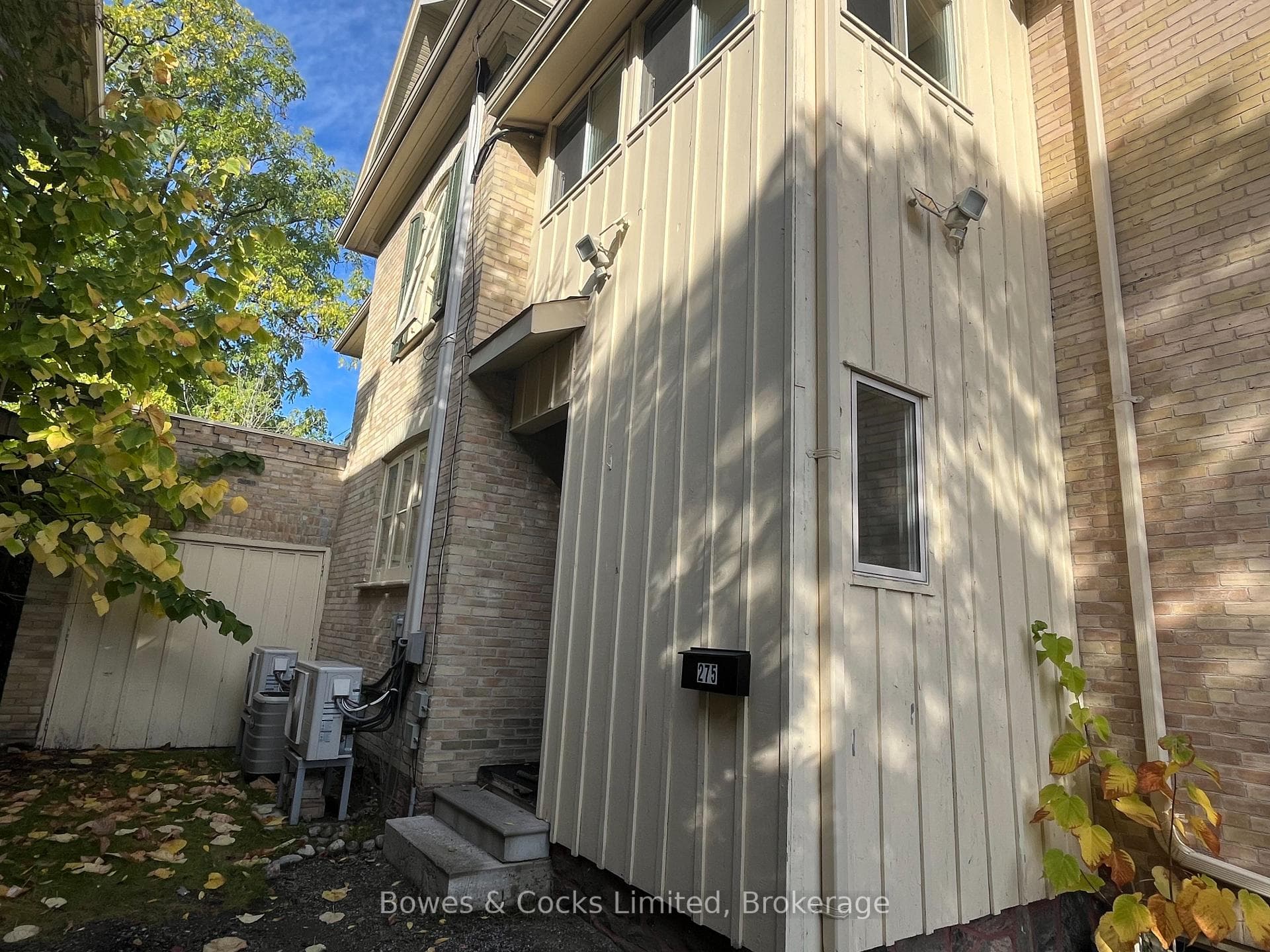 275 Rubidge Street Unit Upper photo 13