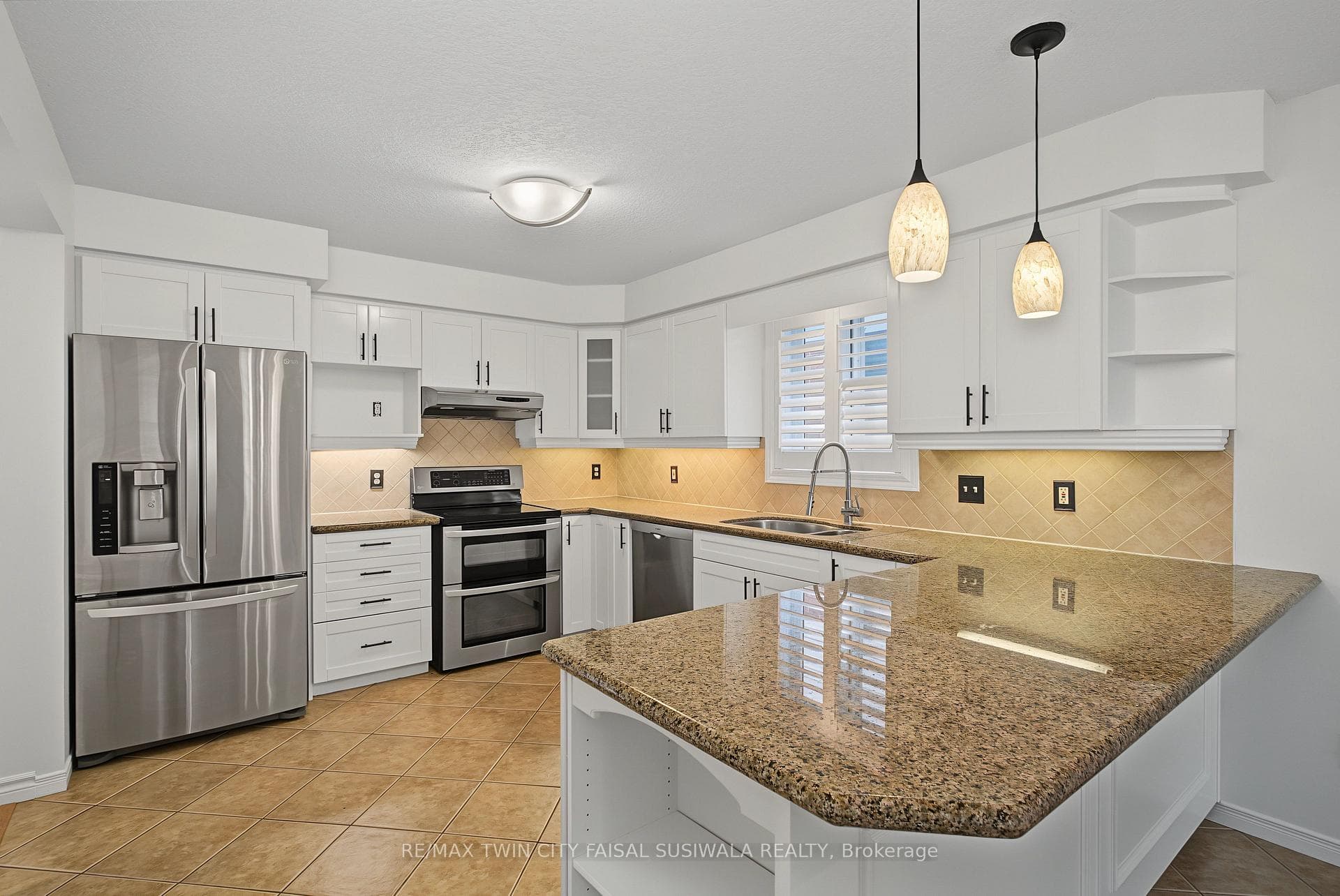 36 Foxmeadow Road photo 10