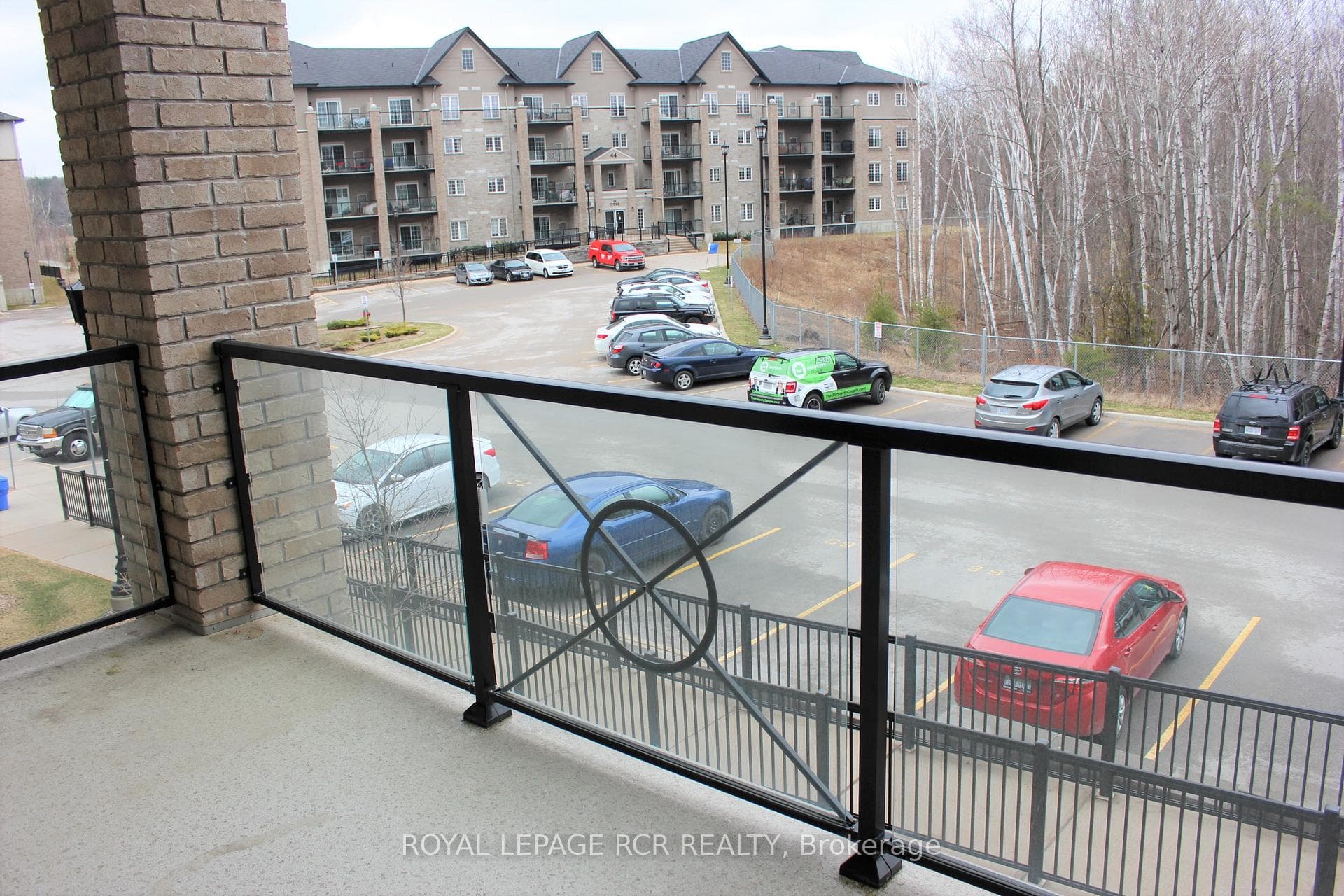 40 Ferndale Drive Unit 207 photo 17