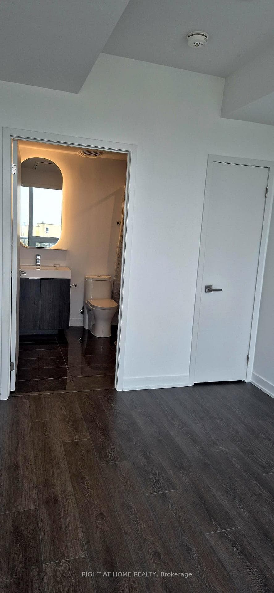 15 Holmes Avenue Unit 1703 photo 22