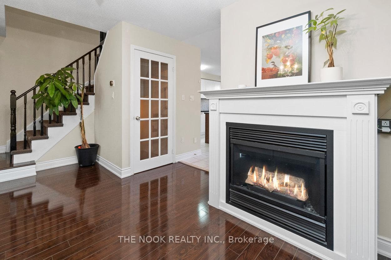 50 Torr Lane photo 7