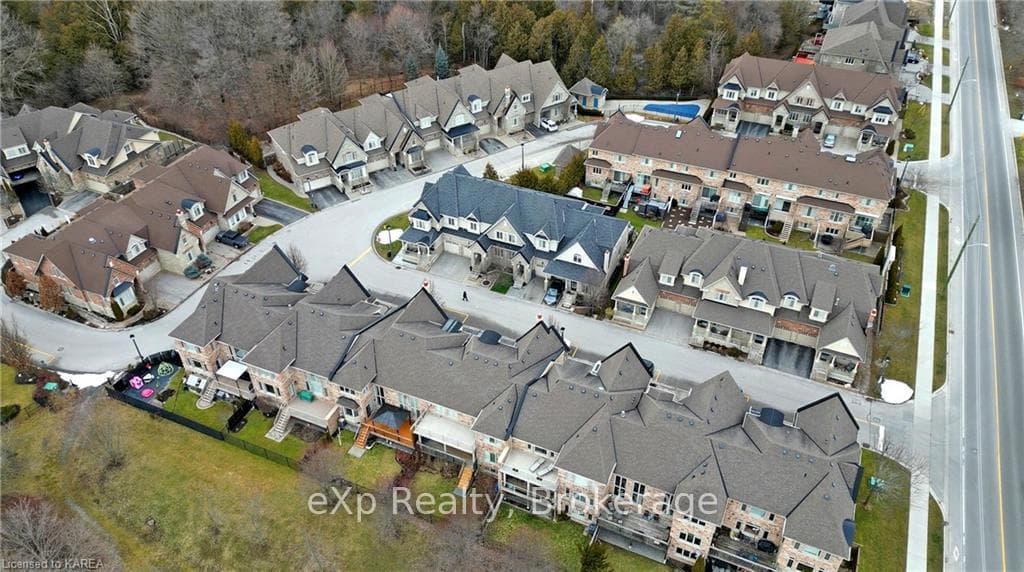 14 GRIGGLESTONE Lane photo 40