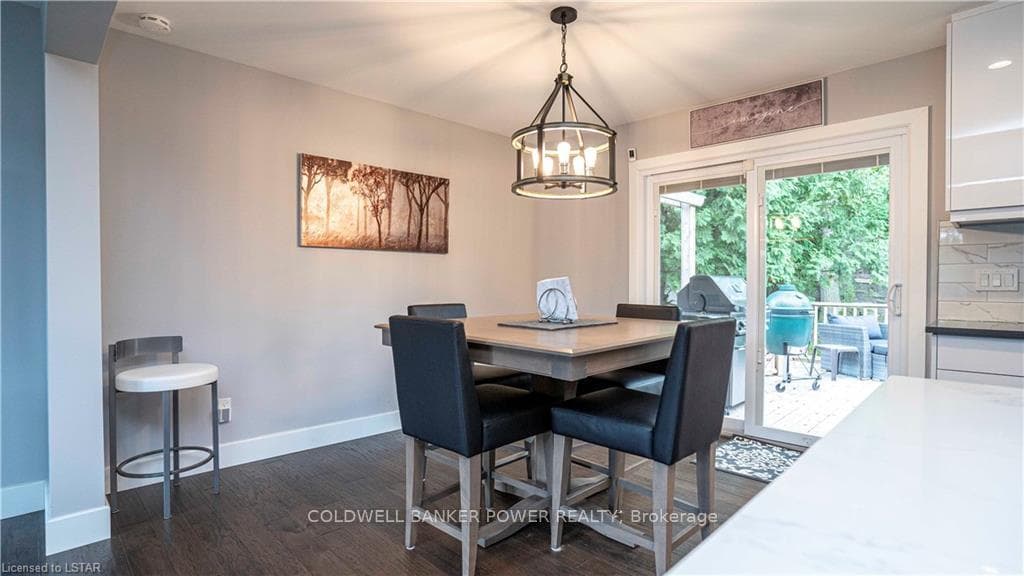 32 CONIFER Court photo 17