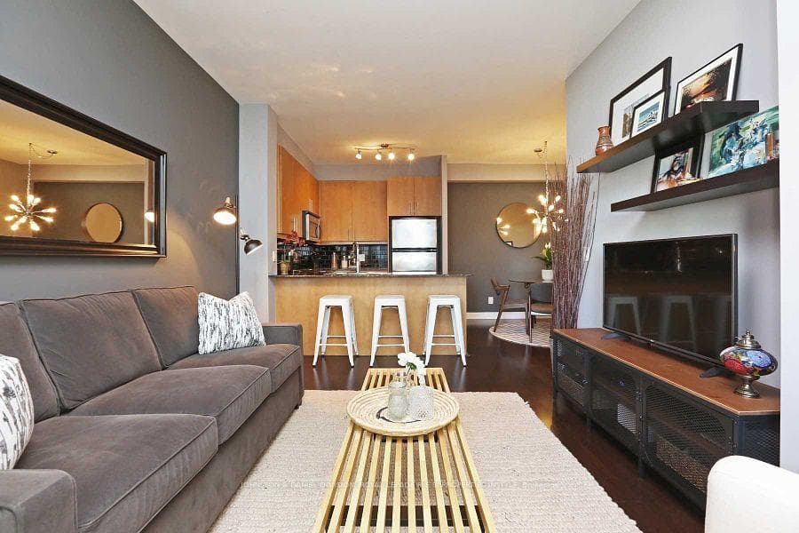 88 Broadway Avenue Unit 401 photo 17